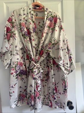 Satin Floral Kimono Robe in Cream with Pink & Purple Blooms